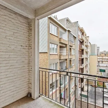 Apartment Modern - Zeezicht - Perfecte Ligging