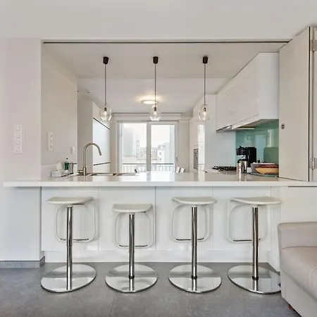 Modern - Zeezicht - Perfecte Ligging Koksijde